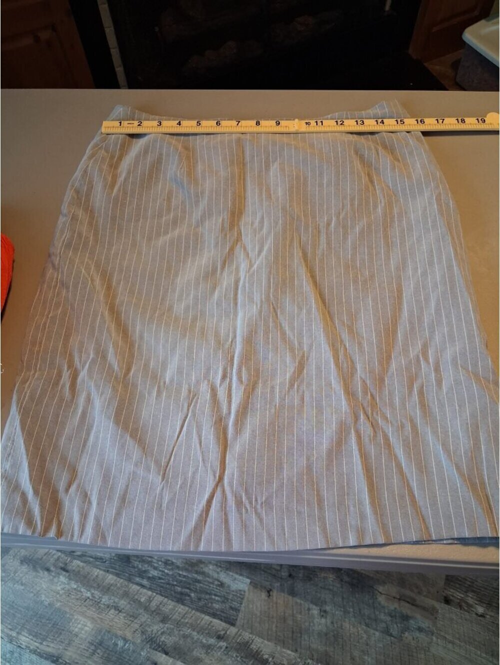 Apostrophe Women's Pinstripe Pencil Skirt Size 14